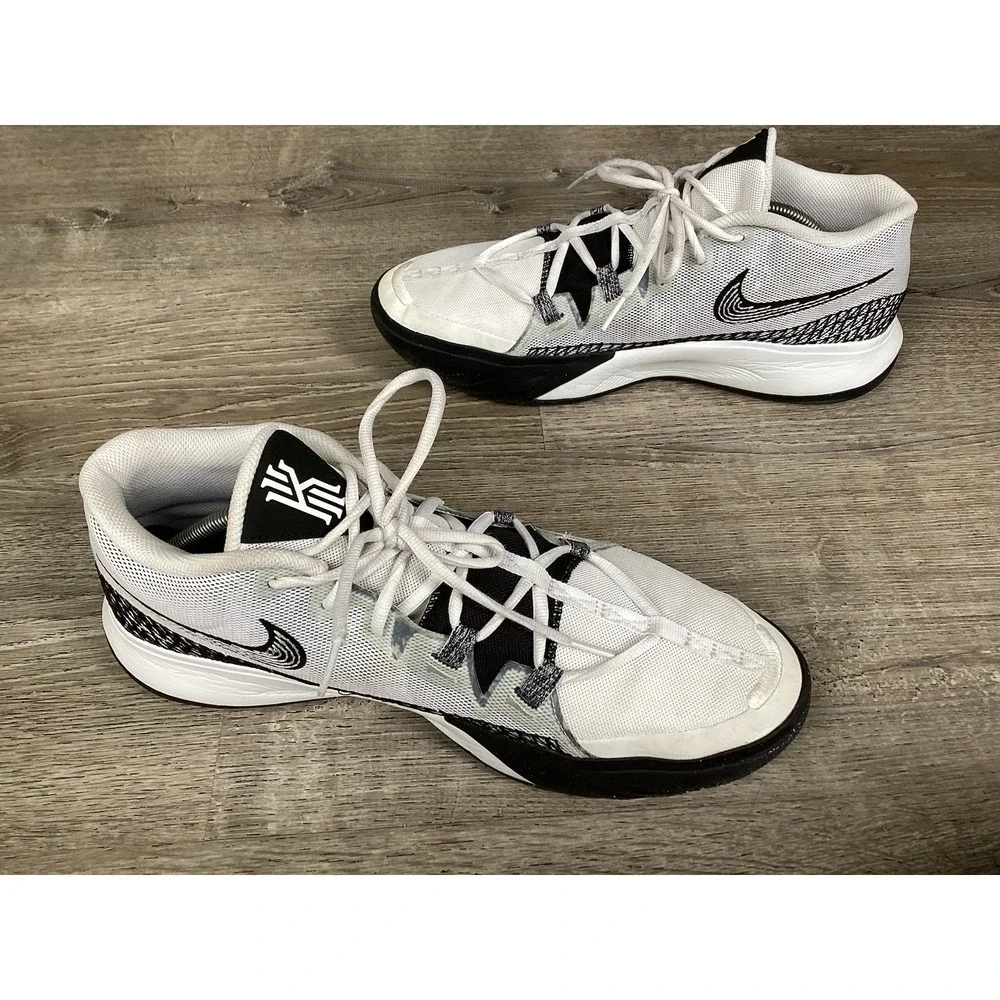 Nike Kyrie Flytrap VI 6 Mens Size 13 Sneakers White Black Shoes DM1125-101
